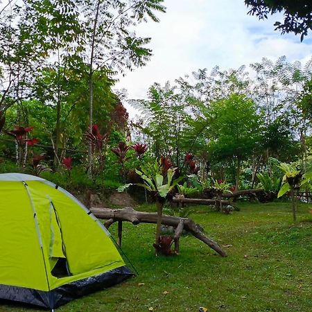 Hotel Tapian Asri Camp Bukittinggi Esterno foto